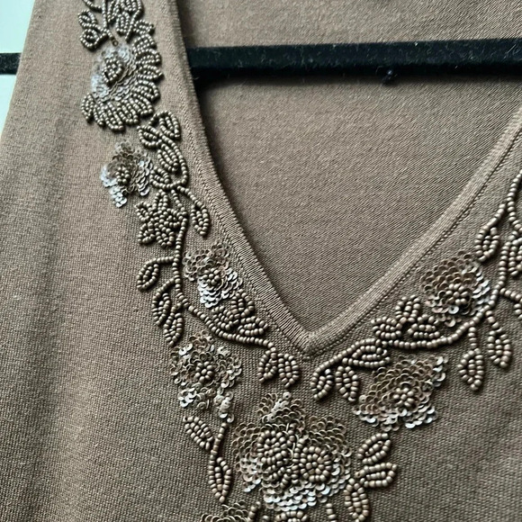 Ann Taylor brown beaded v-neck sweater silk-blend sleeveless top medium - Picture 13 of 17